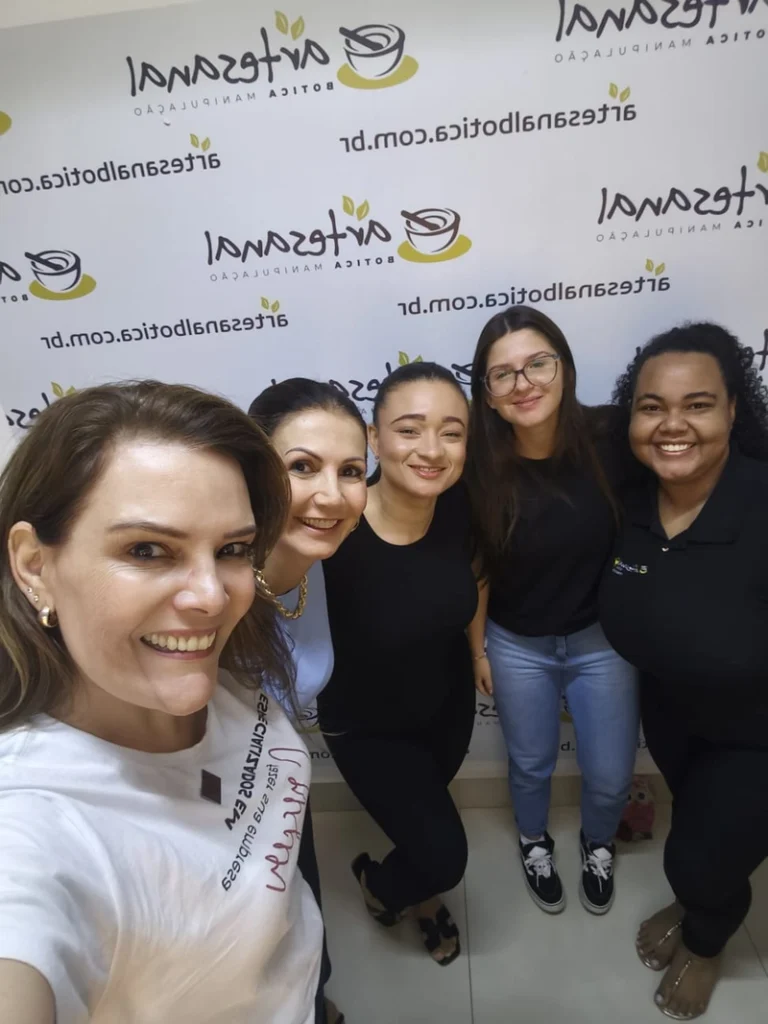 07-11-2025-Alinhamento-inicial-e-Rotinas-de-tarefas-na-Artesanal-Botica-Assis-SP